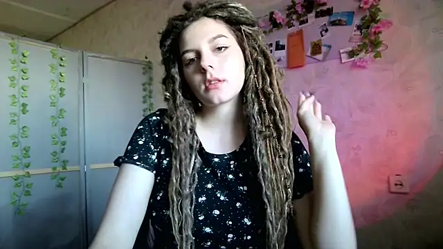 EvaShinee