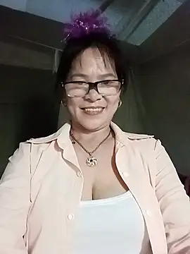 EmthichXyx live cam preview