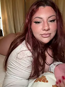CurvyKimmy1