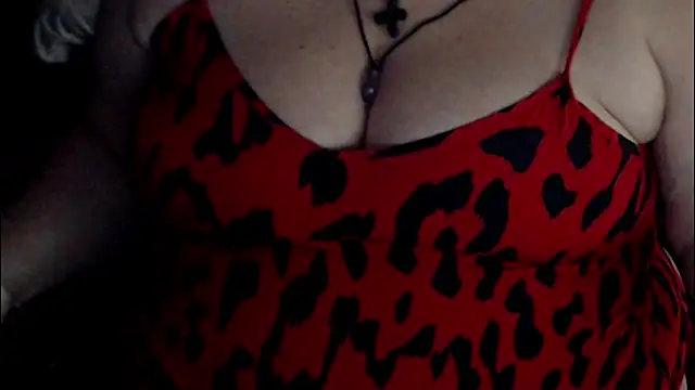 mayasmith (F milf) - cum show
