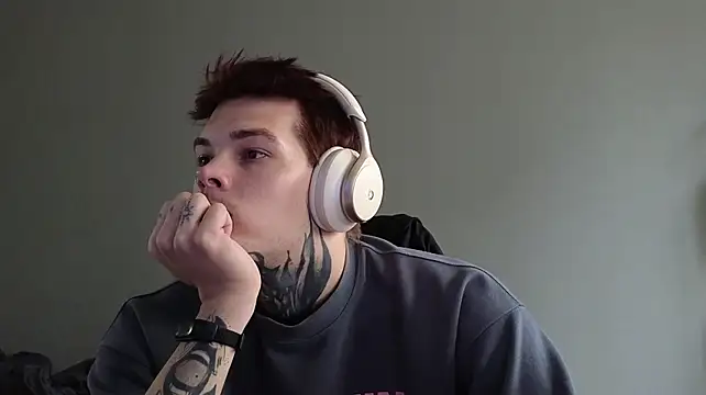 DENIS_HERE