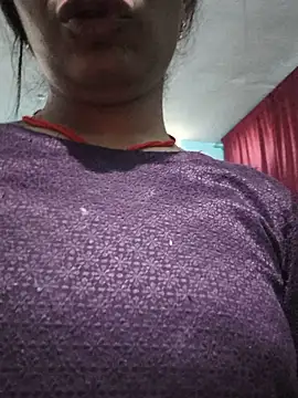 Kumari_gairl