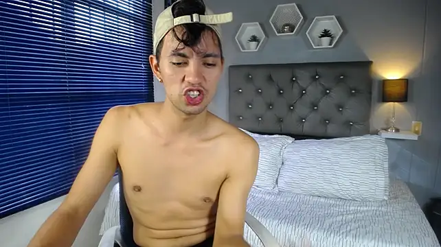 thesupercum_xxx_
