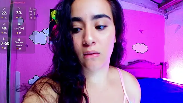 catalinaa_morenoo live cam on StripChat
