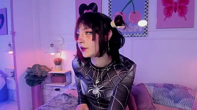 Zoe_Lynch_