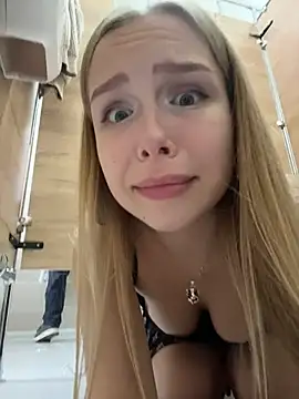 Liza_risky
