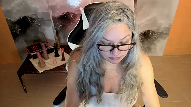 MarianL0ve webcam