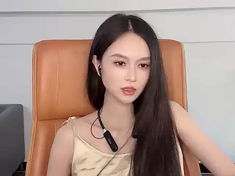 yiyi-uu