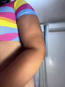 zoe_sweet69 (F young) - SHOW PUSSY CLOSER  ♥