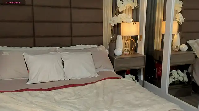 CatherineBonavich live cam preview
