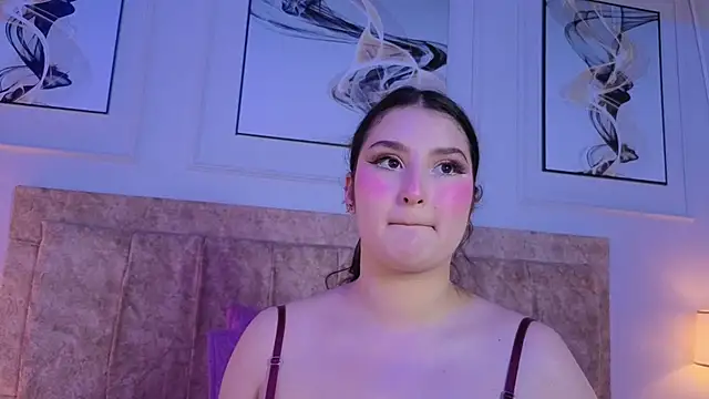 zoe_moon__