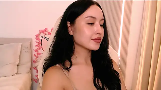 Ann__Cute live cam on StripChat