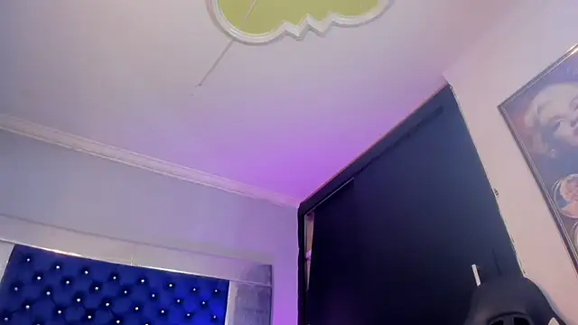 Ciara_HotTs live cam on StripChat