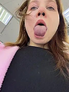 SlavicCandy webcam