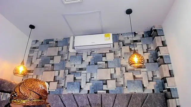 angel_dthroatt