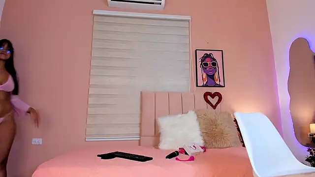 allie_miss live cam on StripChat