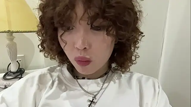 IleanaGoodfriend webcam