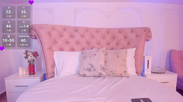 JuicyKendra_
