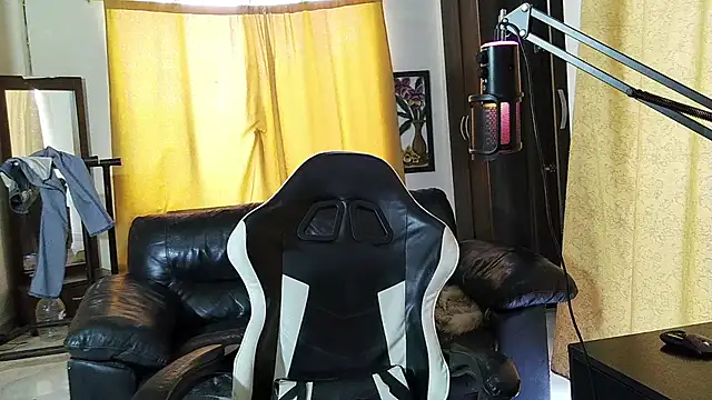 aronmiller404