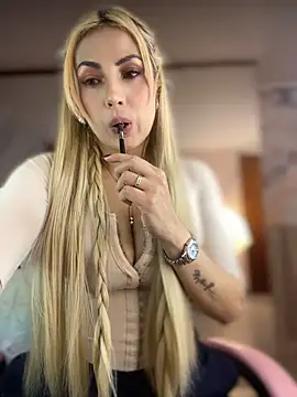 alicev_kitty