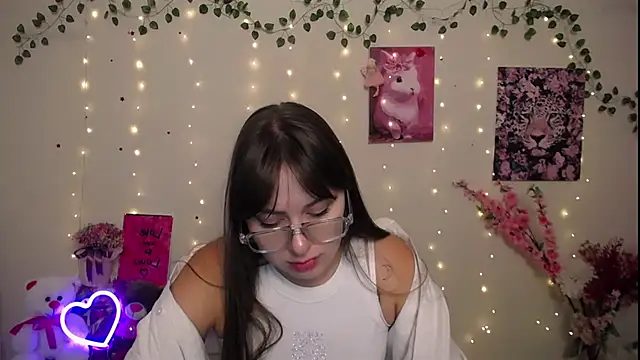 Amanda_Bright_