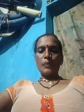 Rohni_hote live cam on StripChat