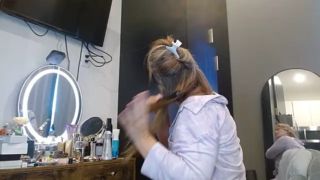 HazelSkyesChat