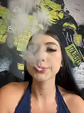 BadLilAngelXXX webcam