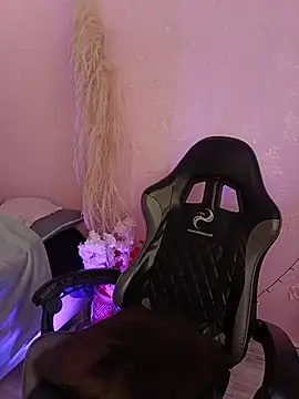 Emily_Roussee