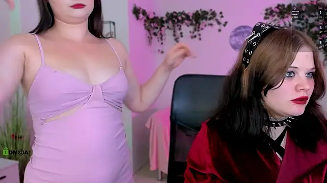 nikki_kiss_