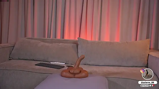 Mia_ocampo