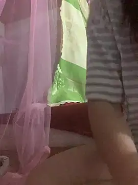 -LauraSexy-
