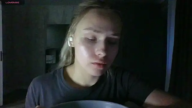 Annie_Cohn
