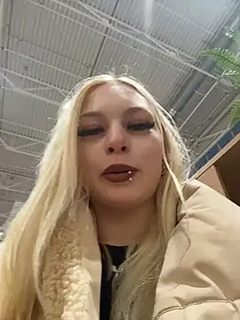 AngelinaTous