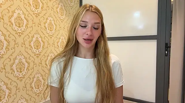 AngilaElvey