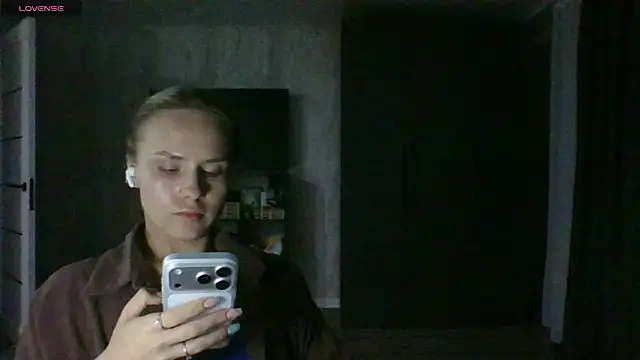 Annie_Cohn