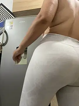 nicolsexysquirt69