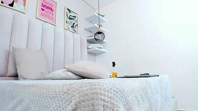 Megan__Hart_