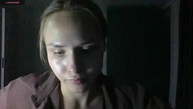 Annie_Cohn live cam on StripChat