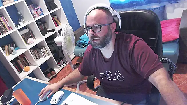ravingr4d4