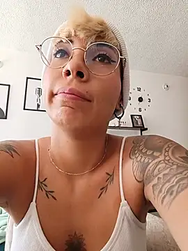 MiaMorgan_