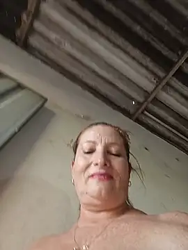 Sexy-Woman-Mature
