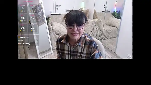 Monica_888 webcam