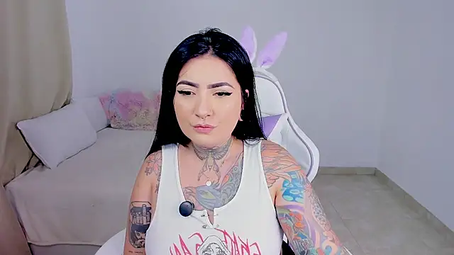 heeyy_kitty