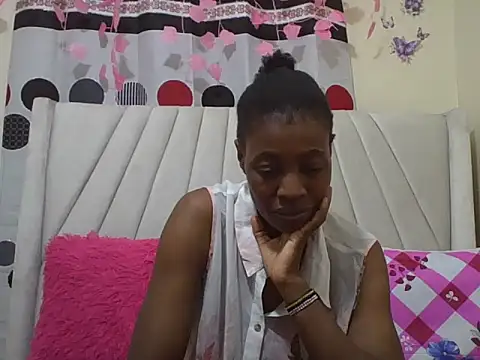 Eebony_Bubbly