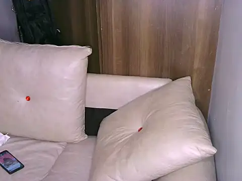 Bustycece