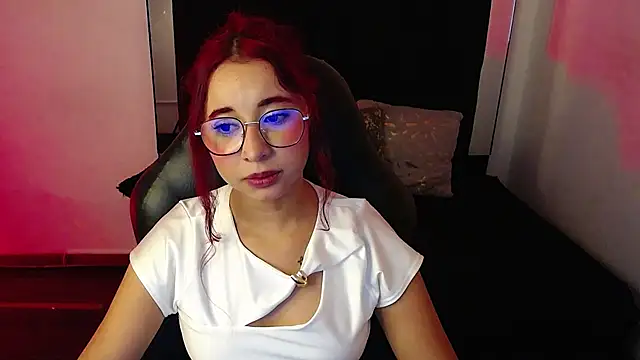 Lyrarose__