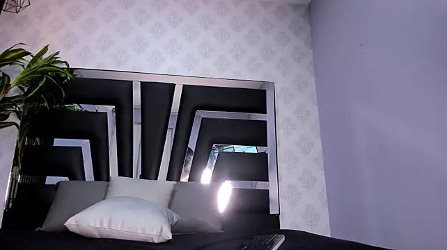 Karina_Diamond