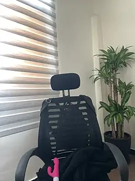 Kira_Fox-