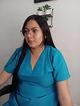mia_nala